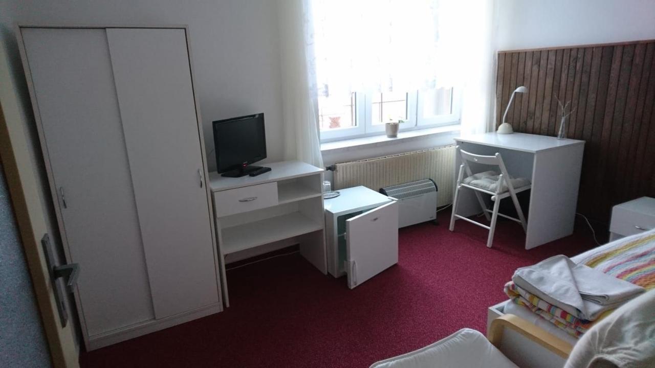 Hotel Srejber Červený Kostelec エクステリア 写真
